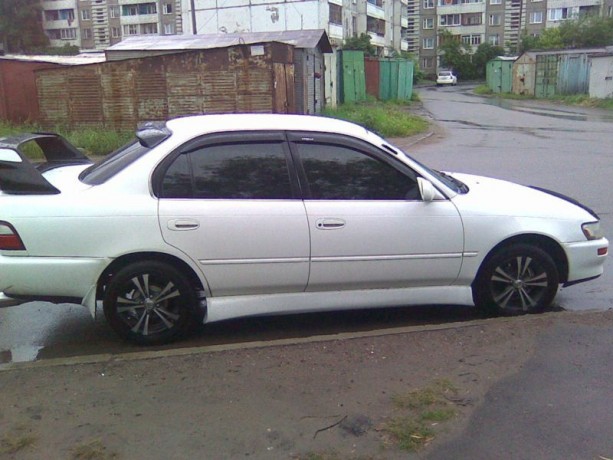 Накладки на пороги Toyota Corolla (100, 110) купить недорого с доставкой в Архангельск