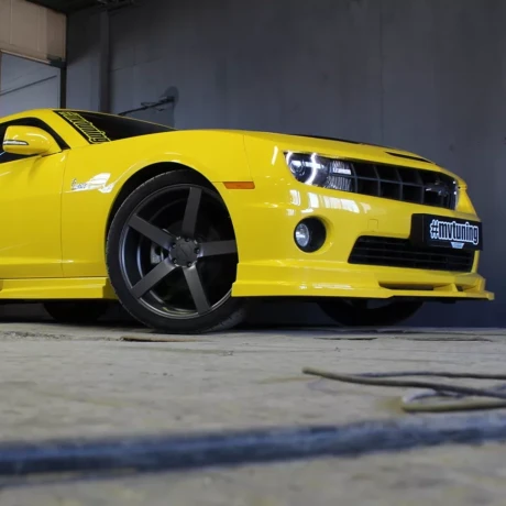 Накладка (юбка) переднего бампера (цельная) для Chevrolet Camaro SS (2009-2012) купить недорого с доставкой в Архангельск