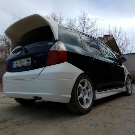 Бампер задний "Noblesse" для Honda Fit GD купить недорого с доставкой в Архангельск