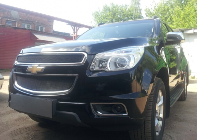 Защита радиатора "Standart" Chevrolet Trailblazer (2012-2015) чёрная купить недорого с доставкой в Архангельск