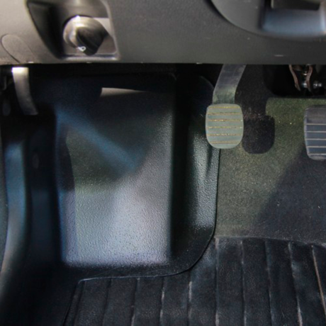 Накладки на ковролин передние "АртФорм" для Renault Duster (2011-2015 г.в.) 2 штуки купить недорого с доставкой в Архангельск