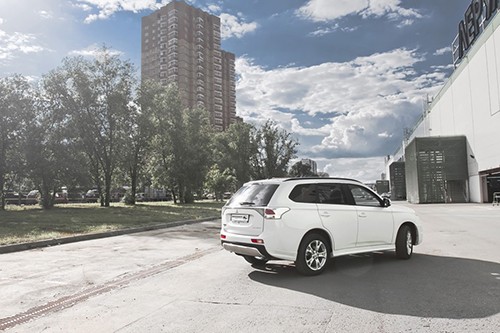 Накладки на пороги "Broomer Design" для Mitsubishi Outlander (3rd generation)(2012-2014) купить недорого с доставкой в Архангельск