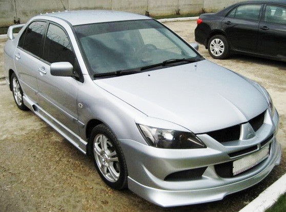 Накладка (юбка) переднего бампера "EVO" (Для бампера EVO) для Mitsubishi Lancer IX (2003-2009) купить недорого с доставкой в Архангельск