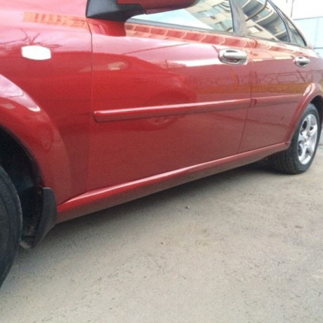 Накладки на пороги для Chevrolet Lacetti купить недорого с доставкой в Архангельск