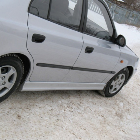 Накладки на пороги для Hyundai Accent купить недорого с доставкой в Архангельск