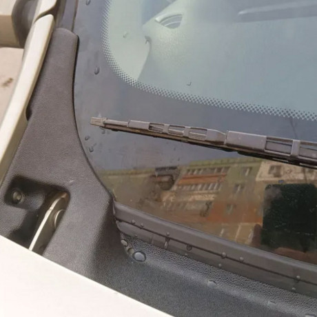 Накладка в проем стеклоочистителя(жабо) Var №1 для Renault Duster(2012-н.в) Nissan Terrano(2014-н.в) купить недорого с доставкой в Архангельск