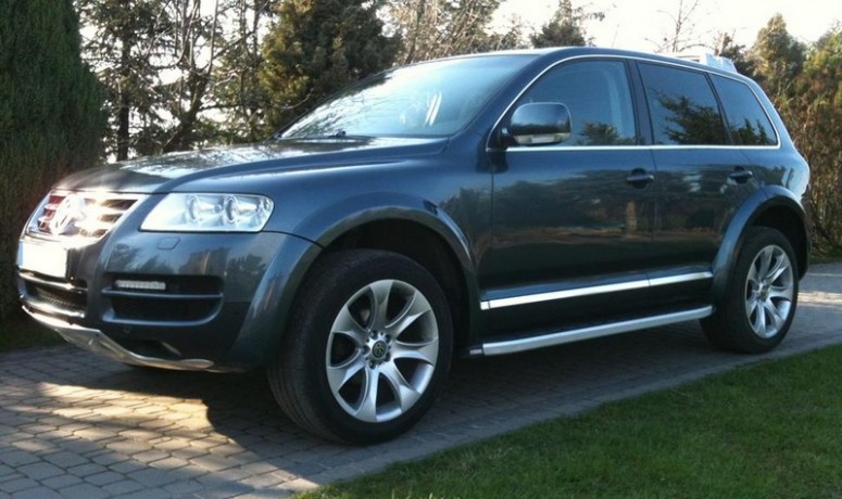 Накладки на арки (фендера) Volkswagen Touareg купить недорого с доставкой в Архангельск